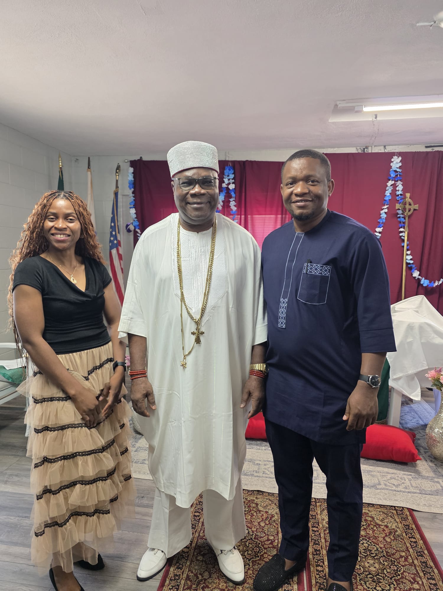 His Royal Majesty with members of Emmanuel Anglican Church after the service